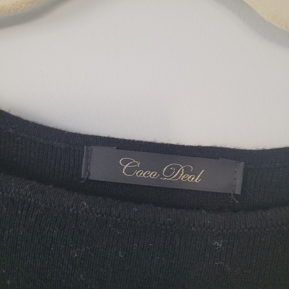 COCO DEAL Crew Neckline Black Long Sleeve Lightweight Wool Blend Sweater - Picture 4 of 6